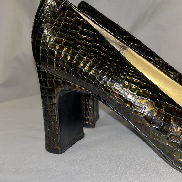 Bellini Marta Square Toe Heels Embossed Croc Patent Leather Brown Green size 11 - Picture 13 of 16